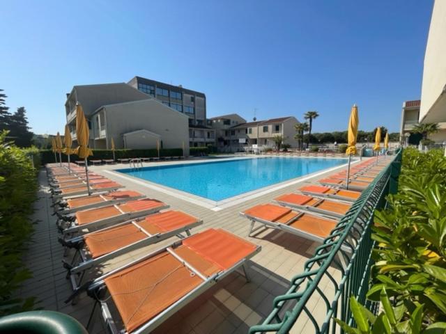 Apartament With Swimming Pool