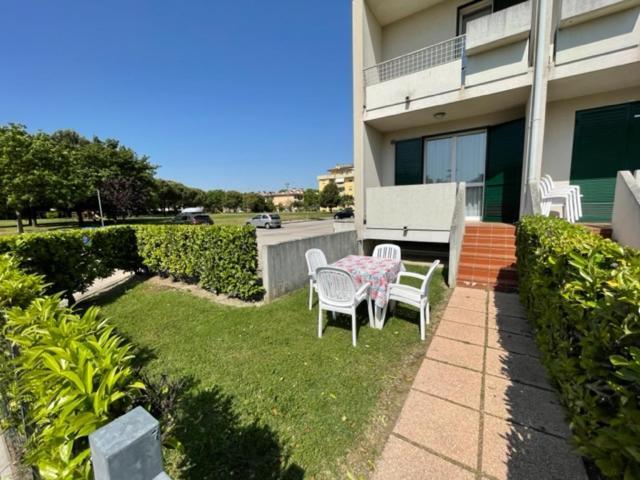 Apartament With Swimming Pool Appartamento *